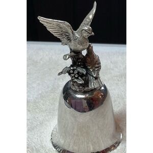 1986 Danbury Mint Christmas Bell, 2 Doves
